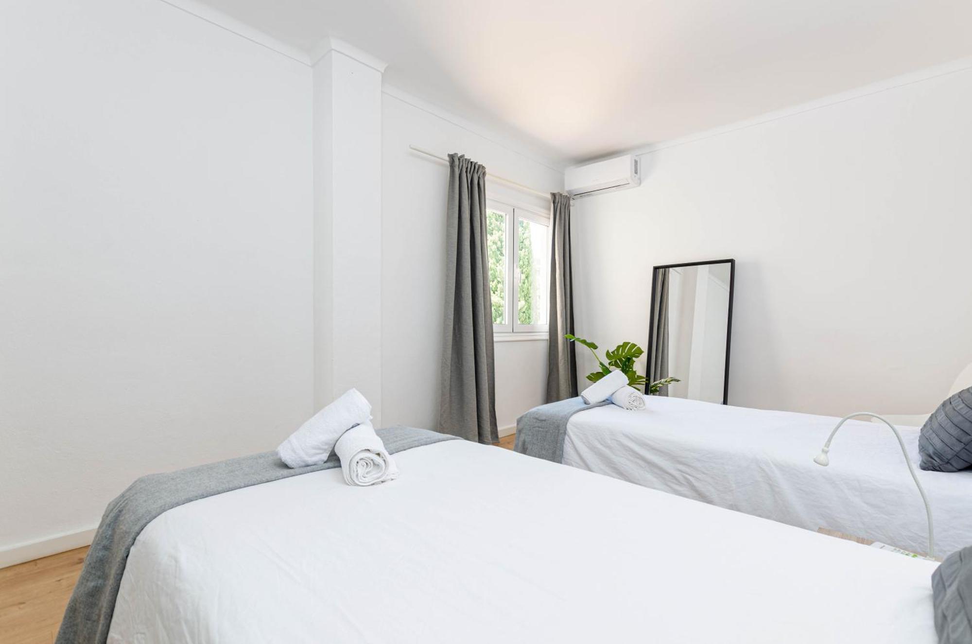 Port Apartments Port de Alcudia  ภายนอก รูปภาพ